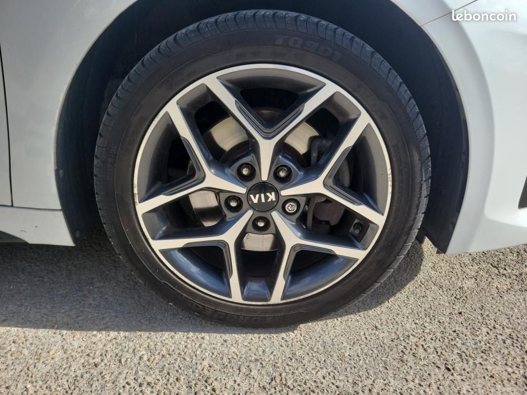 Kia ProCeed 1.0 T-gdi 120 Gt Line (image 20)