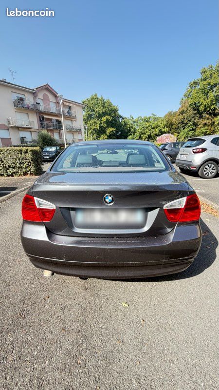 BMW 320d E90 – Très bon état – Entretenue – À saisir (image 2)