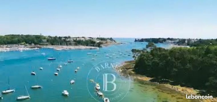 Location à l année Coeur de Benodet au pied du port Duplex 50m2 entièrement rénové