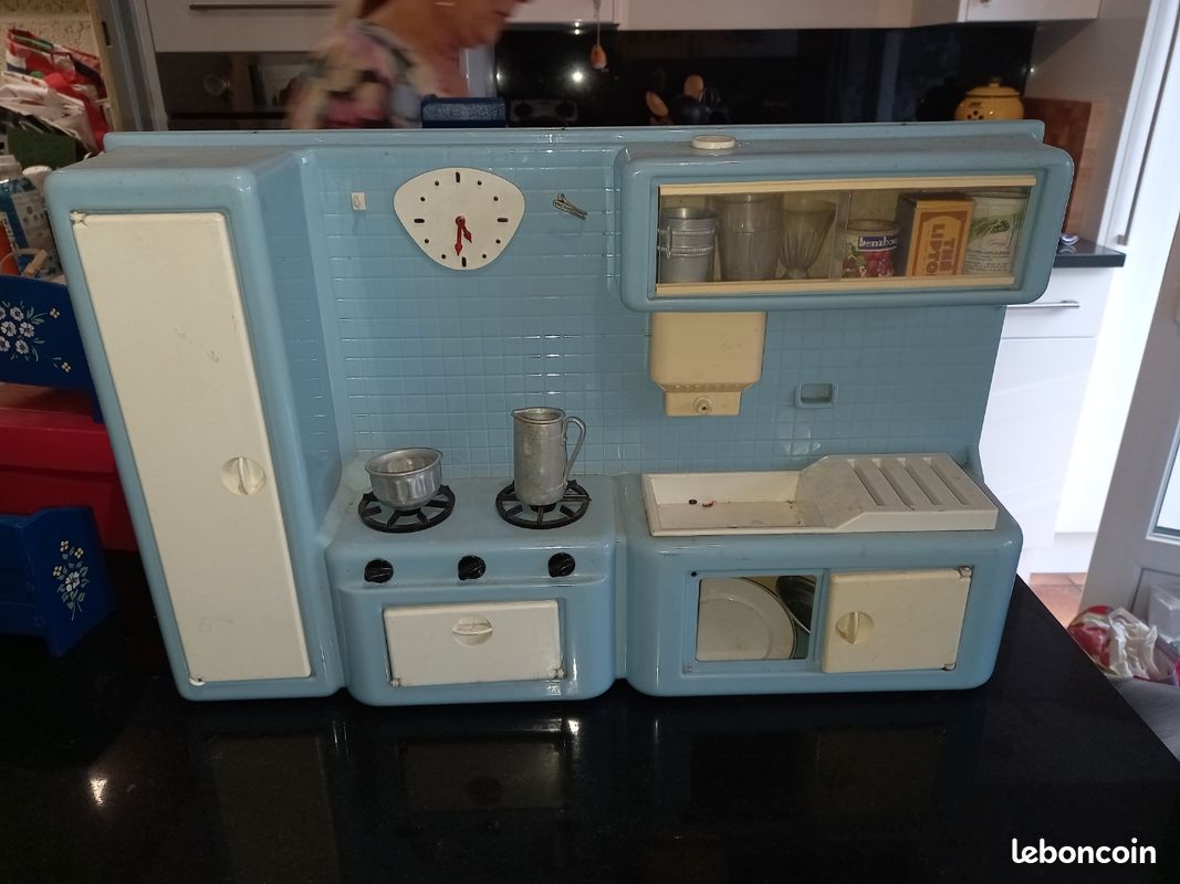 Ancien Meuble De Poupée - Buffet De Cuisine Jouet Vintage