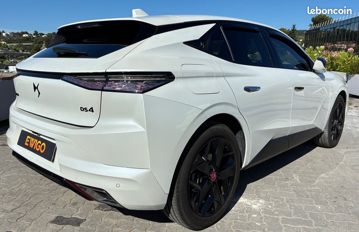 DS DS 4 E-TENSE 1.6 225ch HYBRID - PERFORMANCE LINE PLUS - BVA (image 2)