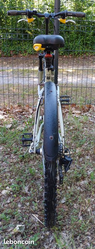 Magnifique VTC B-TWIN 26 pouces ultra confortable (tout suspendu, selle en gel ...) (image 5)