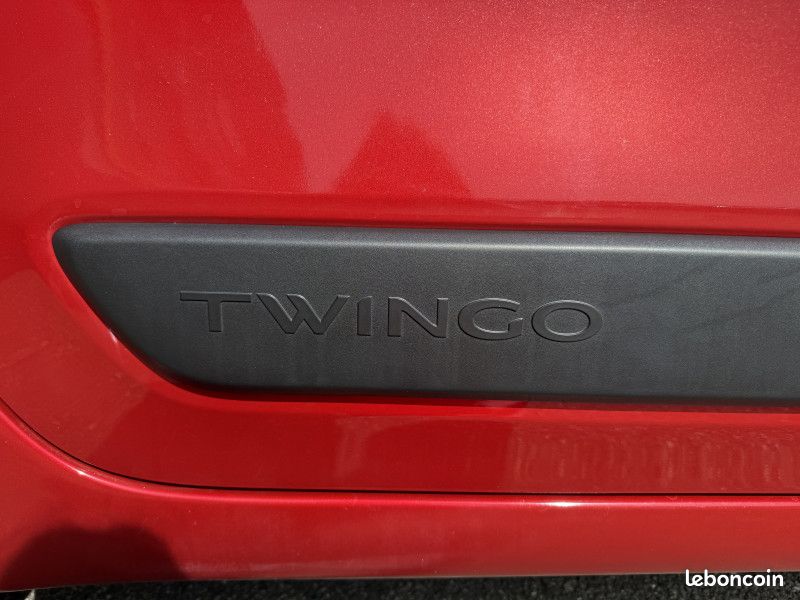 Renault TWINGO III 1.0 SCE 65CH EQUILIBRE (image 6)