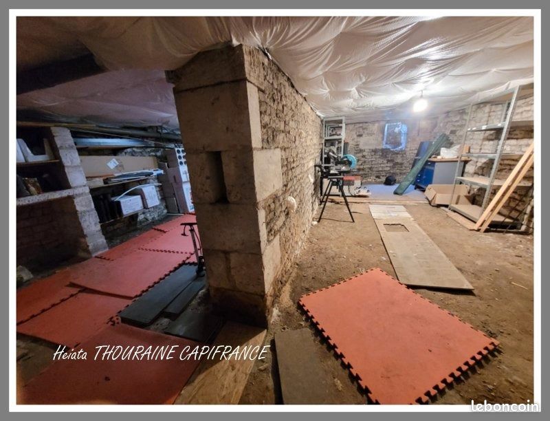 Maison 9 pièces 230 m² - Saint-Maixent-l'École 79400 (image principale 13)
