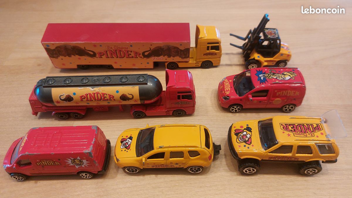 Camion miniature Volvo remorque cirque Pinder Majorette 1/100 - Collection