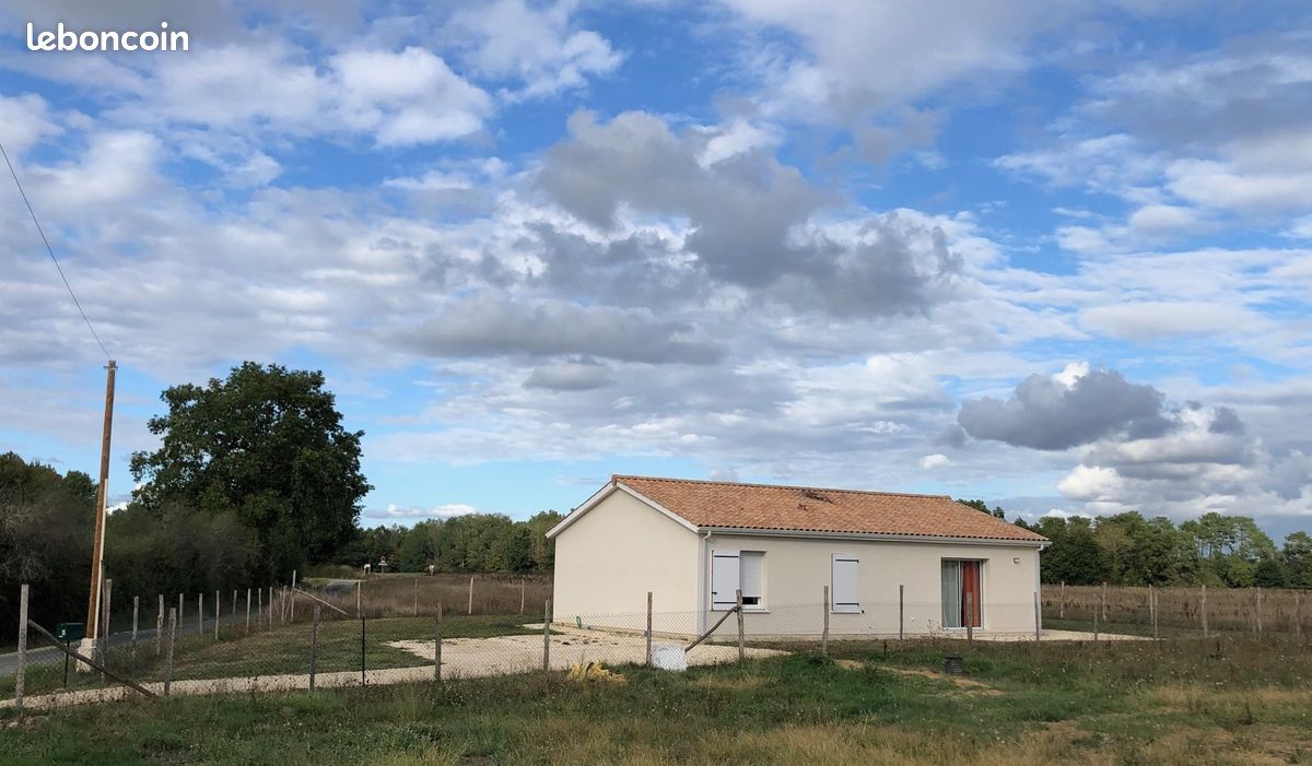Maison 4 pièces 90 m² · à Montpon-Ménestérol · 90 m² · 900 €/mois
