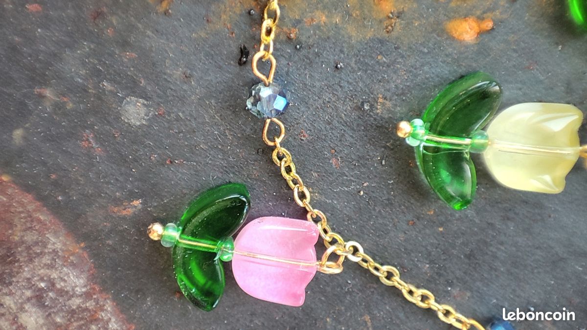 Parure De Bijoux Collier Et Boucles D'oreilles, Feuilles Fleurs Doré/vert, Zirconiums – Neuf Avec étiquettes