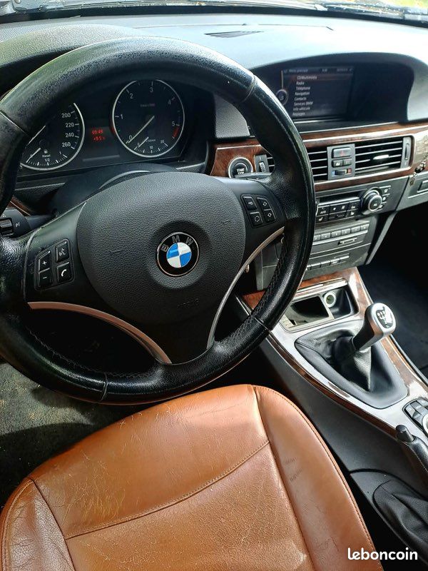 Bmw 320 2010 (image 3)