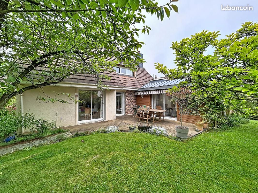 Maison 7 pièces 146 m² · à Mont-Saint-Aignan · 146 m² · 490 000 €