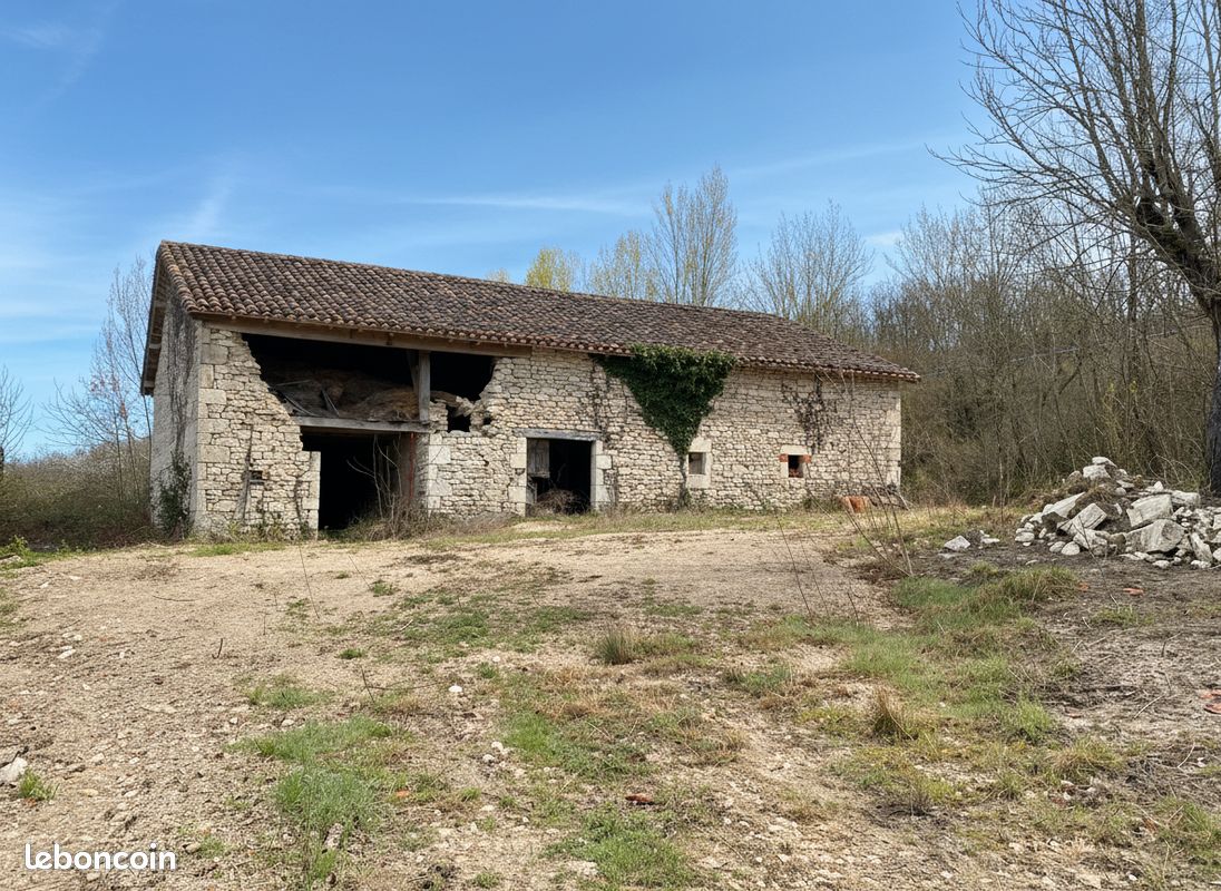 1 pièce 200 m² · à Saint-Paul-Flaugnac · 200 m² · 98 500 €