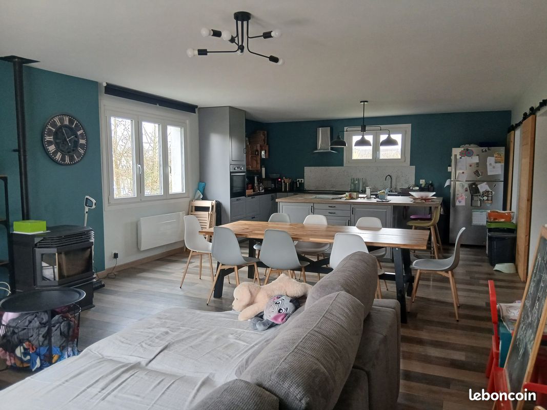 Maison 7 pièces 200 m² · à Cloyes-les-Trois-Rivières · 200 m² · 215 000 €