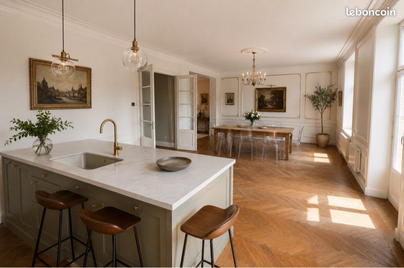 Maison 6 pièces 250 m² · à Castelsarrasin · 250 m² · 185 000 €