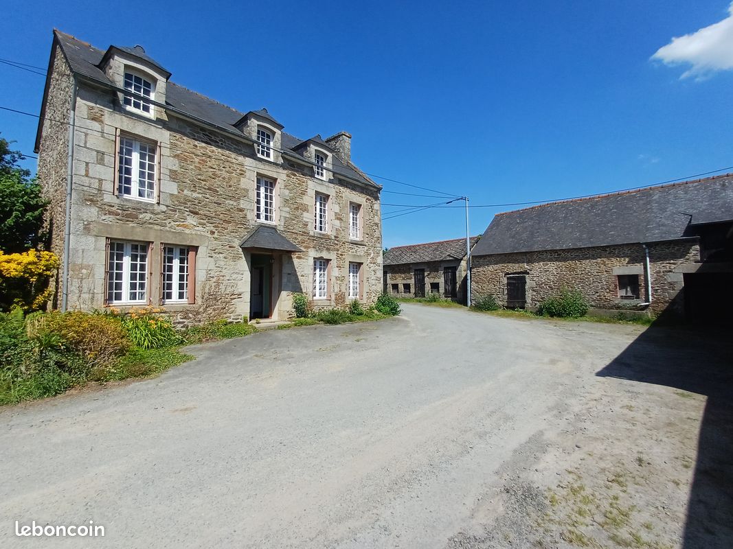 Maison 6 pièces 130 m² · à Pleslin-Trigavou · 130 m² · 171 000 €