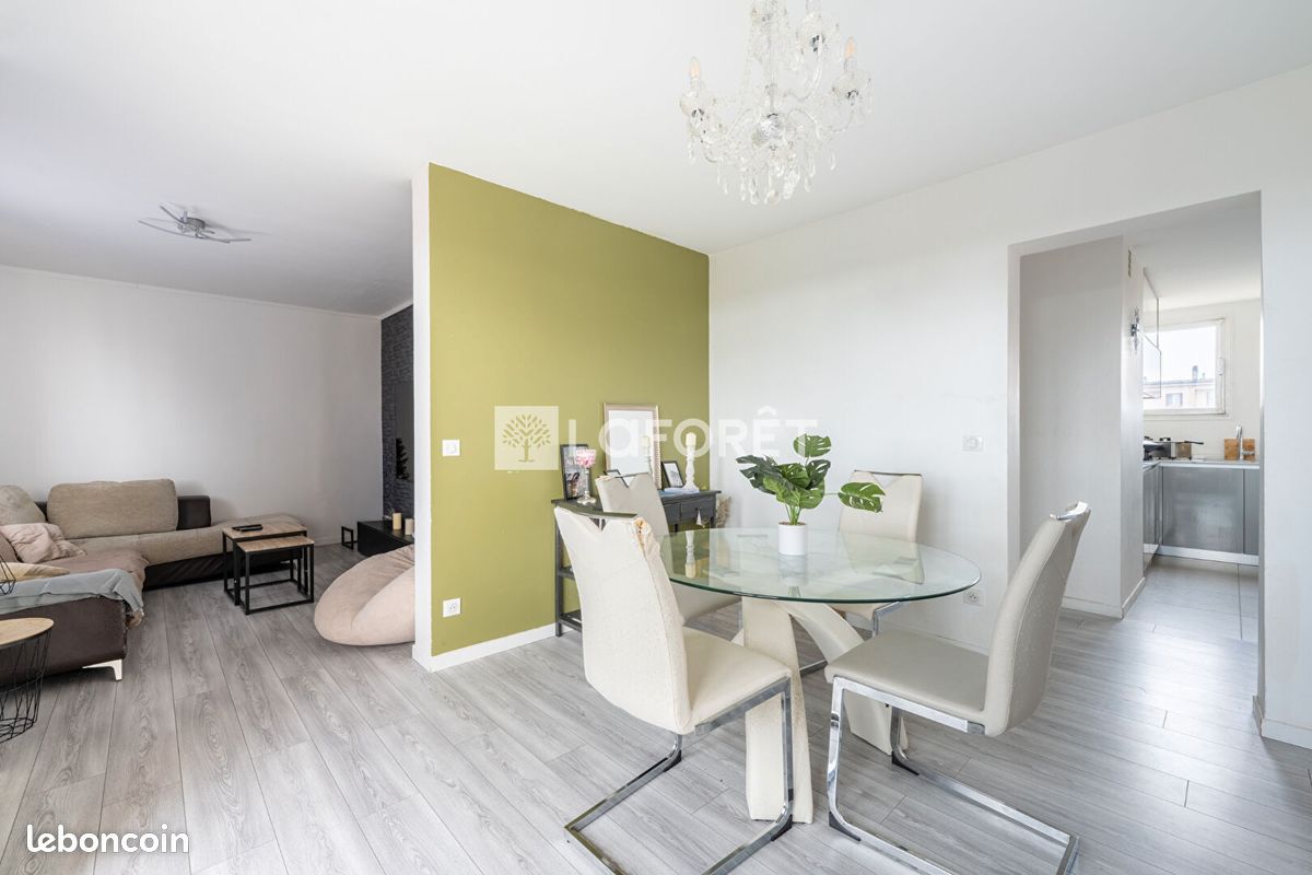 Appartement 5 pièces 72 m² · à Conflans-Sainte-Honorine · 72 m² · 159 500 €