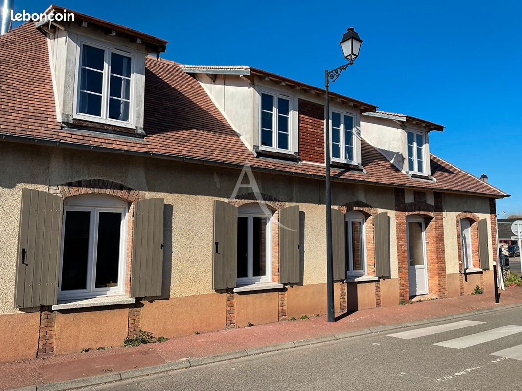 Maison 7 pièces 119 m² · à Aulnay-sur-Iton · 118,8 m² · 860 €/mois