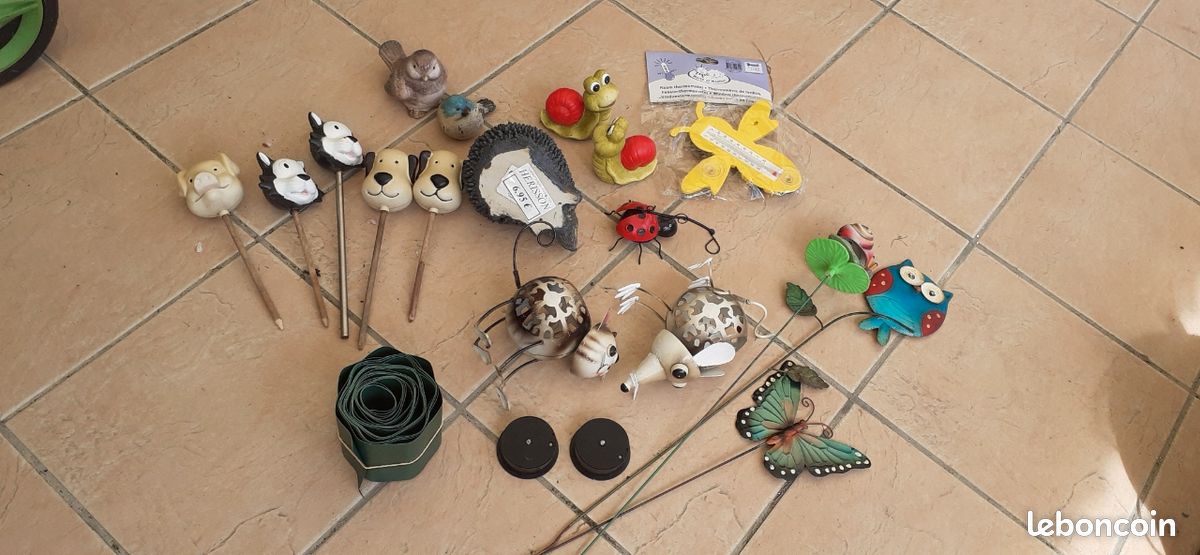Lot décoration jardin (image 1)