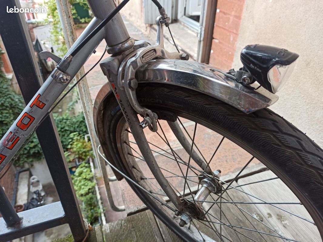 humour récompense la trappe velo randonneuse homme Questce qui ne va pas Élabore