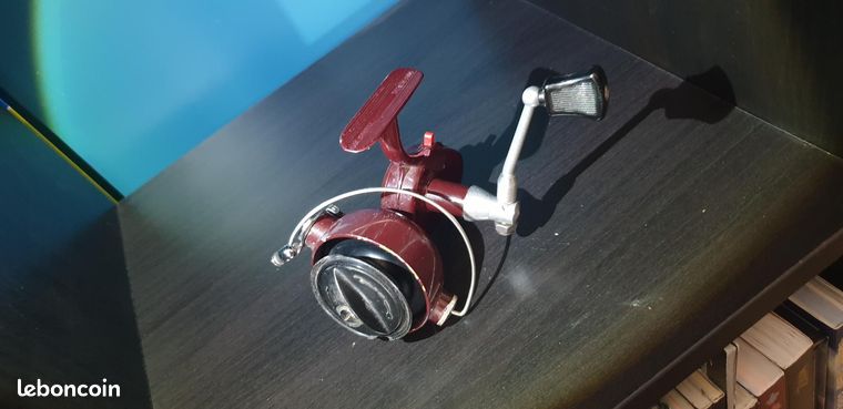 Moulinet de pêche Bretton Spinning Reel 807 M avec boite d'origine vintage ancie