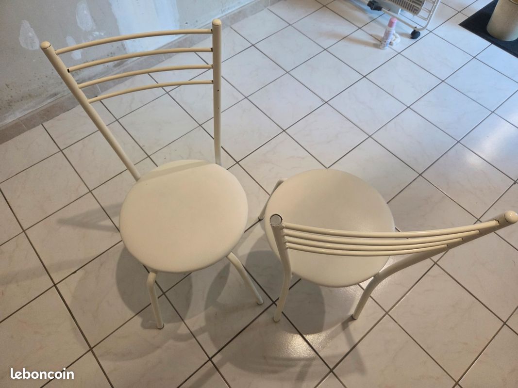 Chaise (image 1)