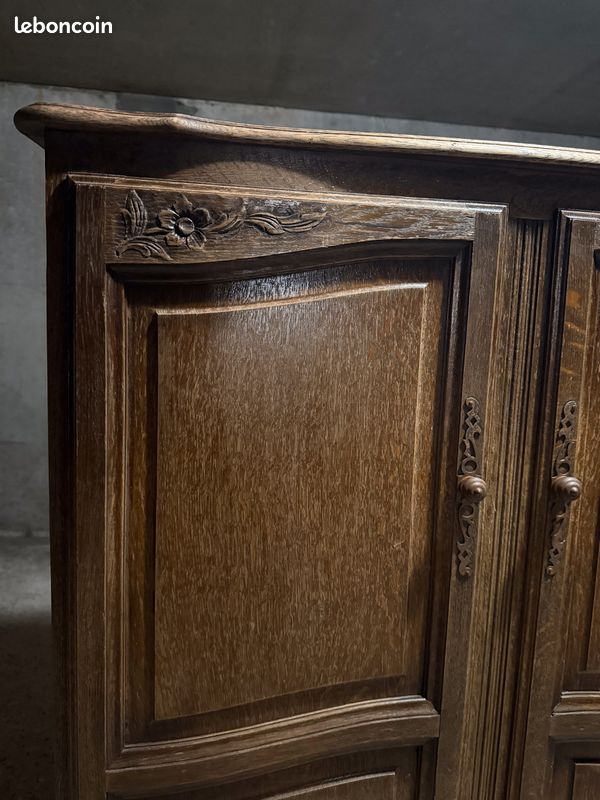 Lit d'appoint, pliant intégré dans un meuble ancien (image 4)