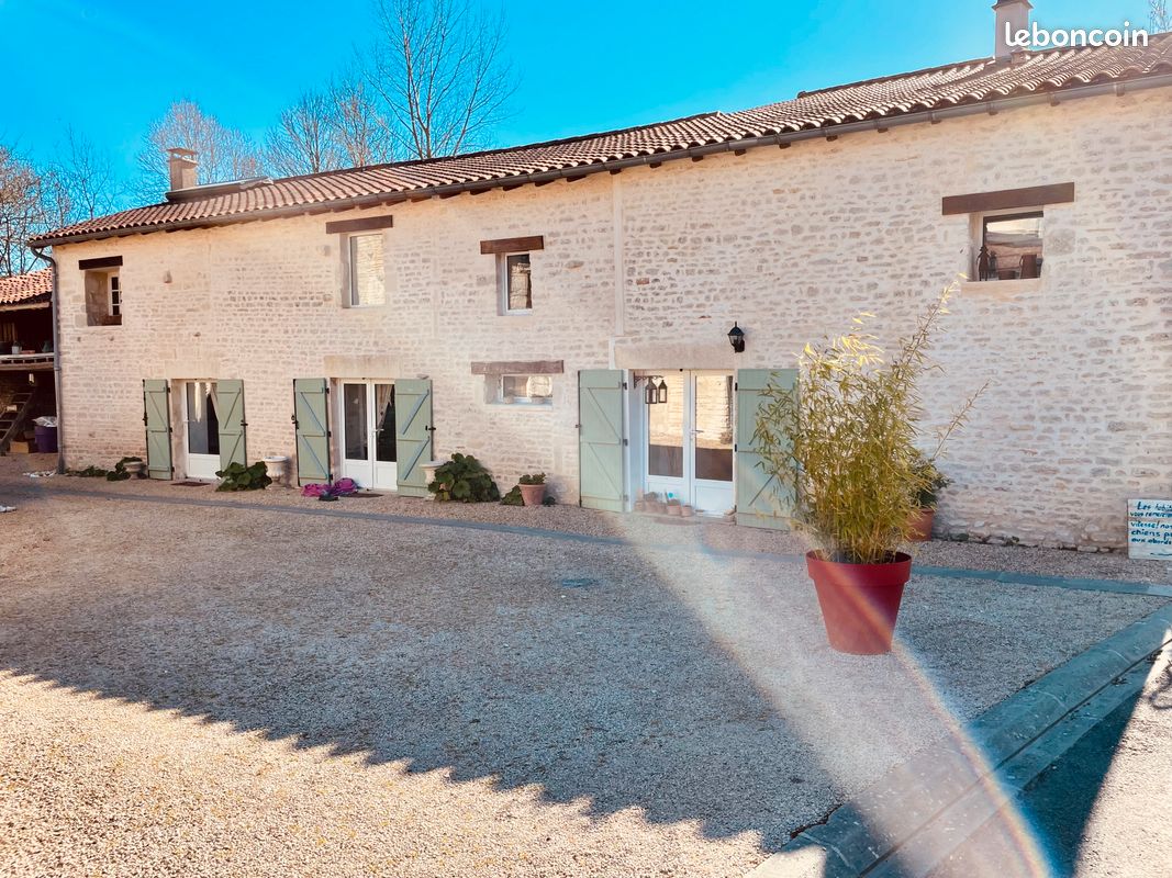 Maison 6 pièces 200 m² · à La Rochelle · 200 m² · 395 000 €