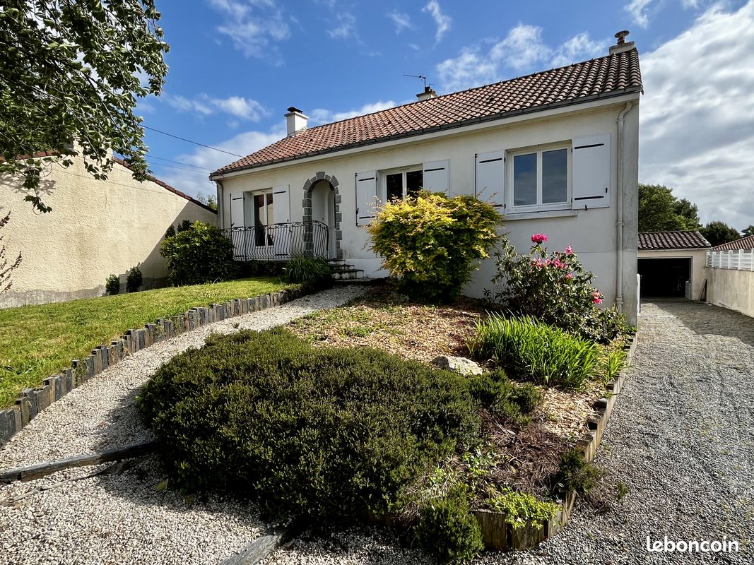 Maison 7 pièces 167 m² · à Sainte-Pazanne · 167 m² · 399 900 €