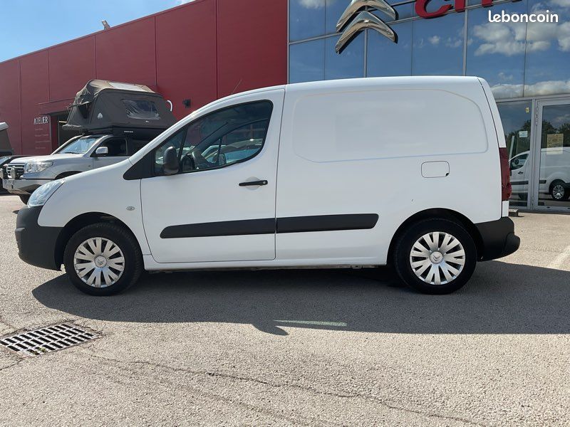 Citroen berlingo ii (3) 1.6 bluehdi 100 confort taille m (image 6)