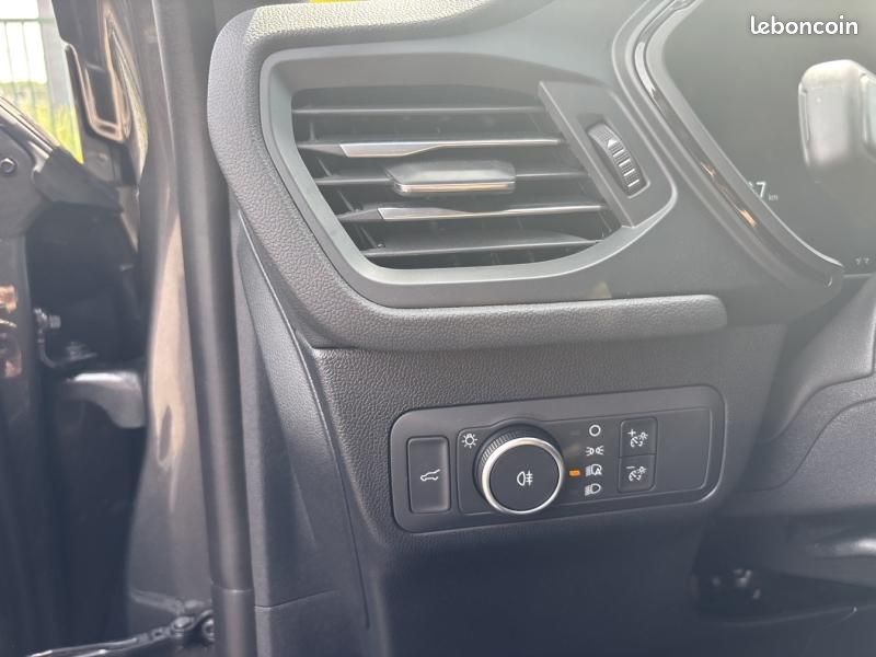 Ford Kuga 2.5 Duratec 180ch Hybrid FlexiFuel ST-Line X Powershift (image 24)