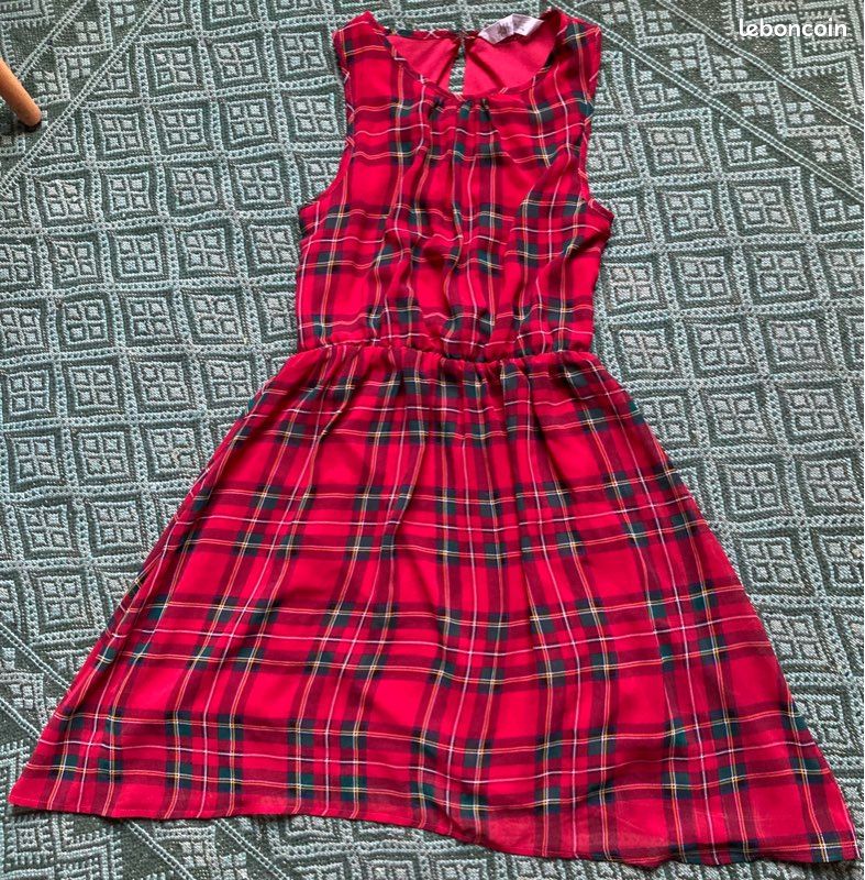 Robe à carreaux rouge et verte, H&M, 8-10 ans (image 3)