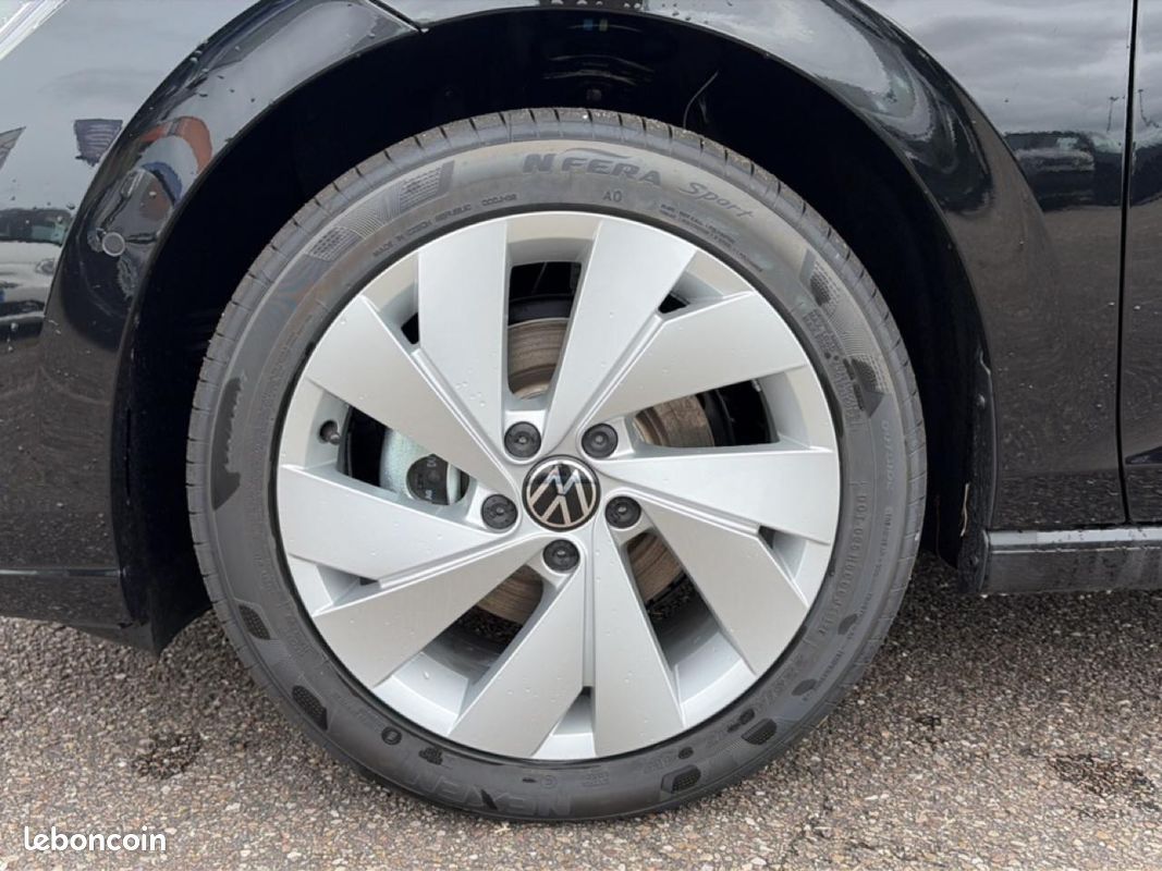 VOLKSWAGEN GOLF VIII 1.5 etsi evo2 116 life dsg7 (image 9)