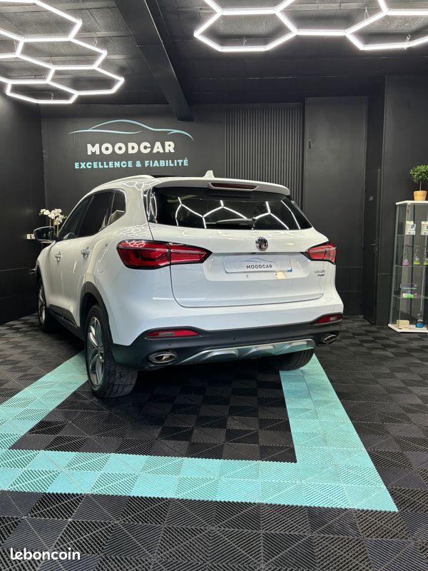 mg-ehs-luxury-phev-1-5t-gdi-258cv-hybride-2023-105500km-toit-ouvrant