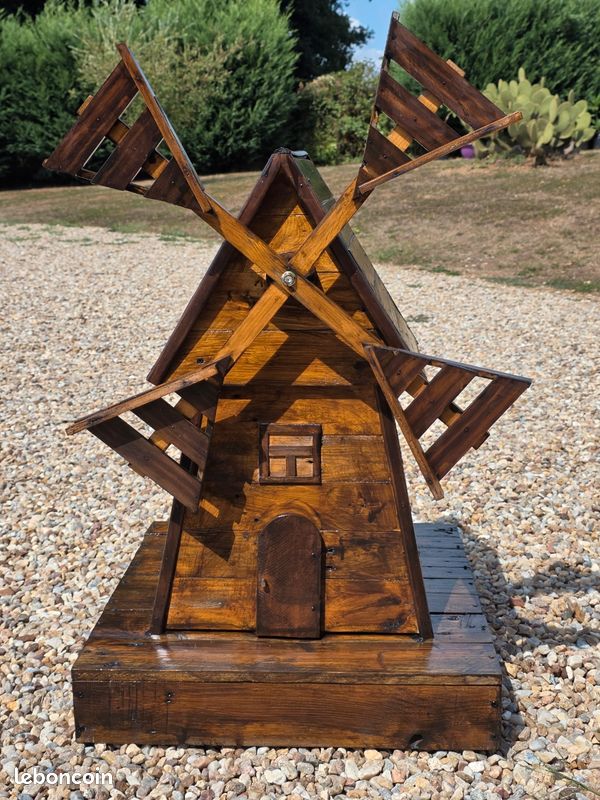 Moulin à vent bois (image 1)