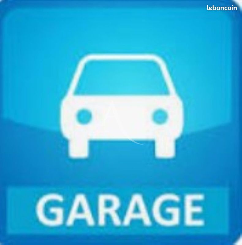 Parking 17 m² · à La Rochelle · 17 m² · 160 €/mois