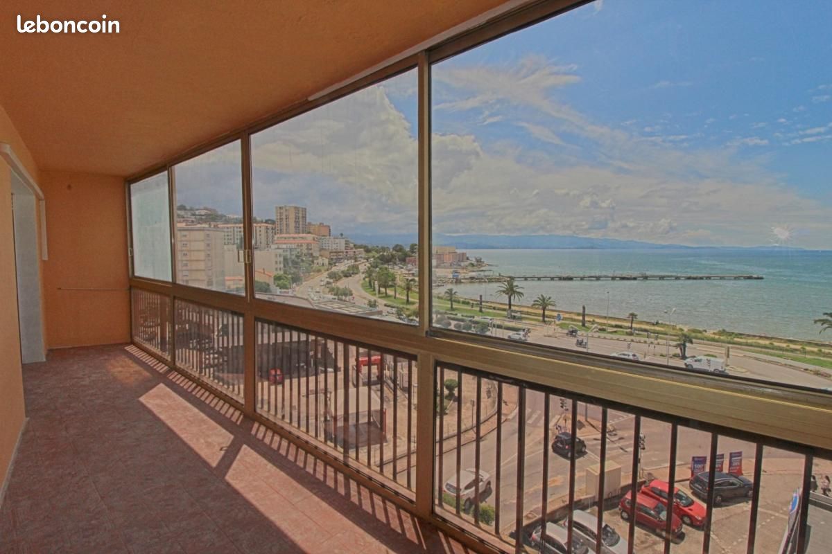 Appartement 4 pièces 96 m² · à Ajaccio · 96 m² · 1 270 €