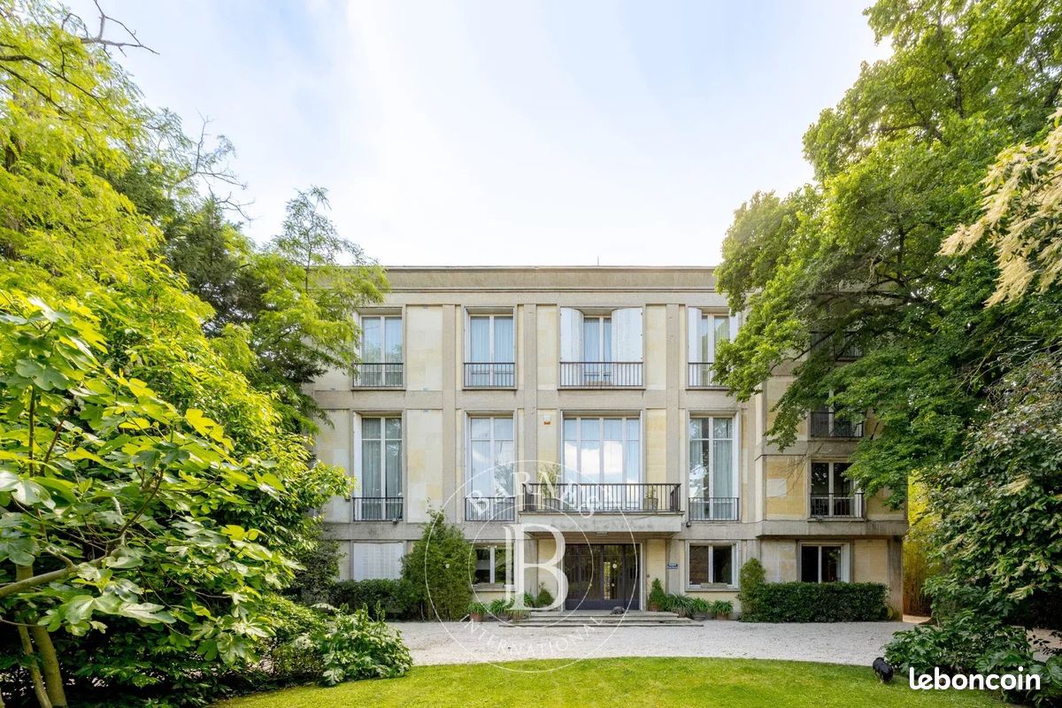 Maison 15 pièces 776 m² · à Garches · 776 m² · 4 500 000 €