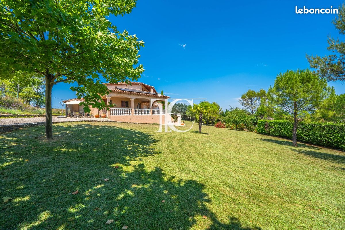 Maison 6 pièces 200 m² · à Saint-Julien-de-Cassagnas · 200 m² · 559 000 €