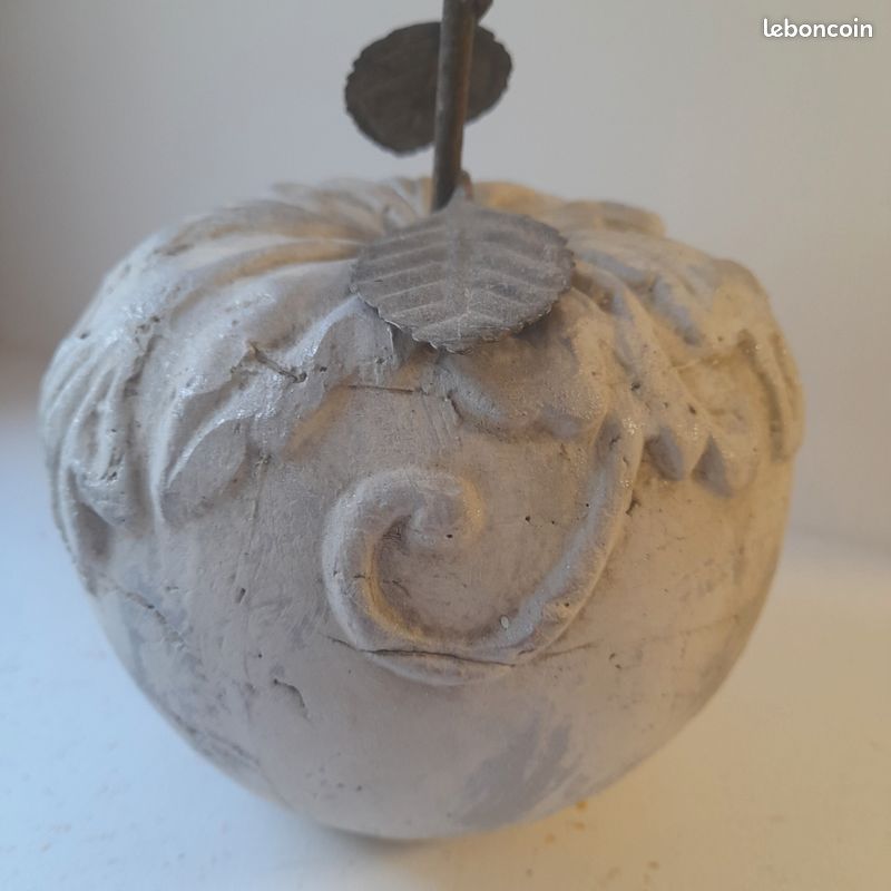 Pomme ornement (image 1)