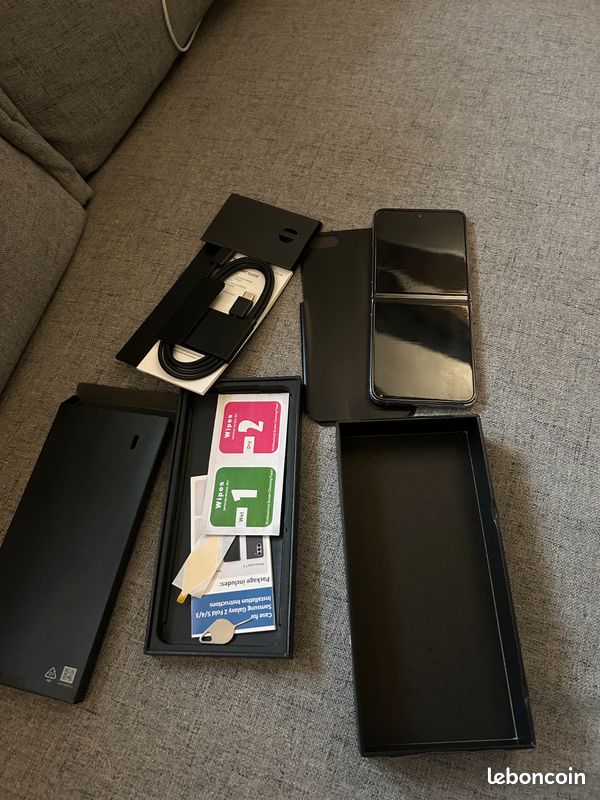 Téléphone galaxy Z flipp 4 (image 7)