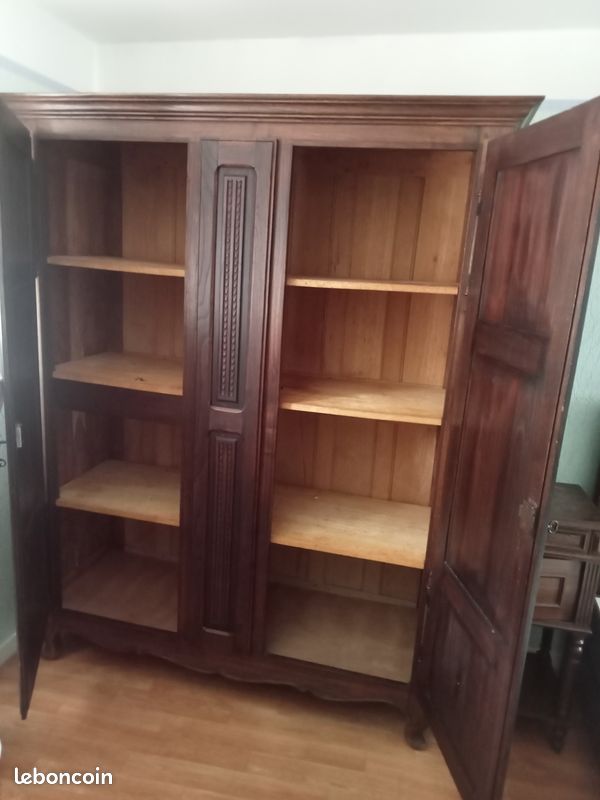 Vend armoire en bois année 1960 (image 2)