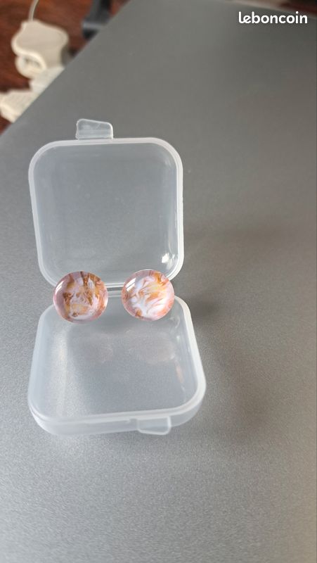 Boucles d'oreilles rondes (image 1)