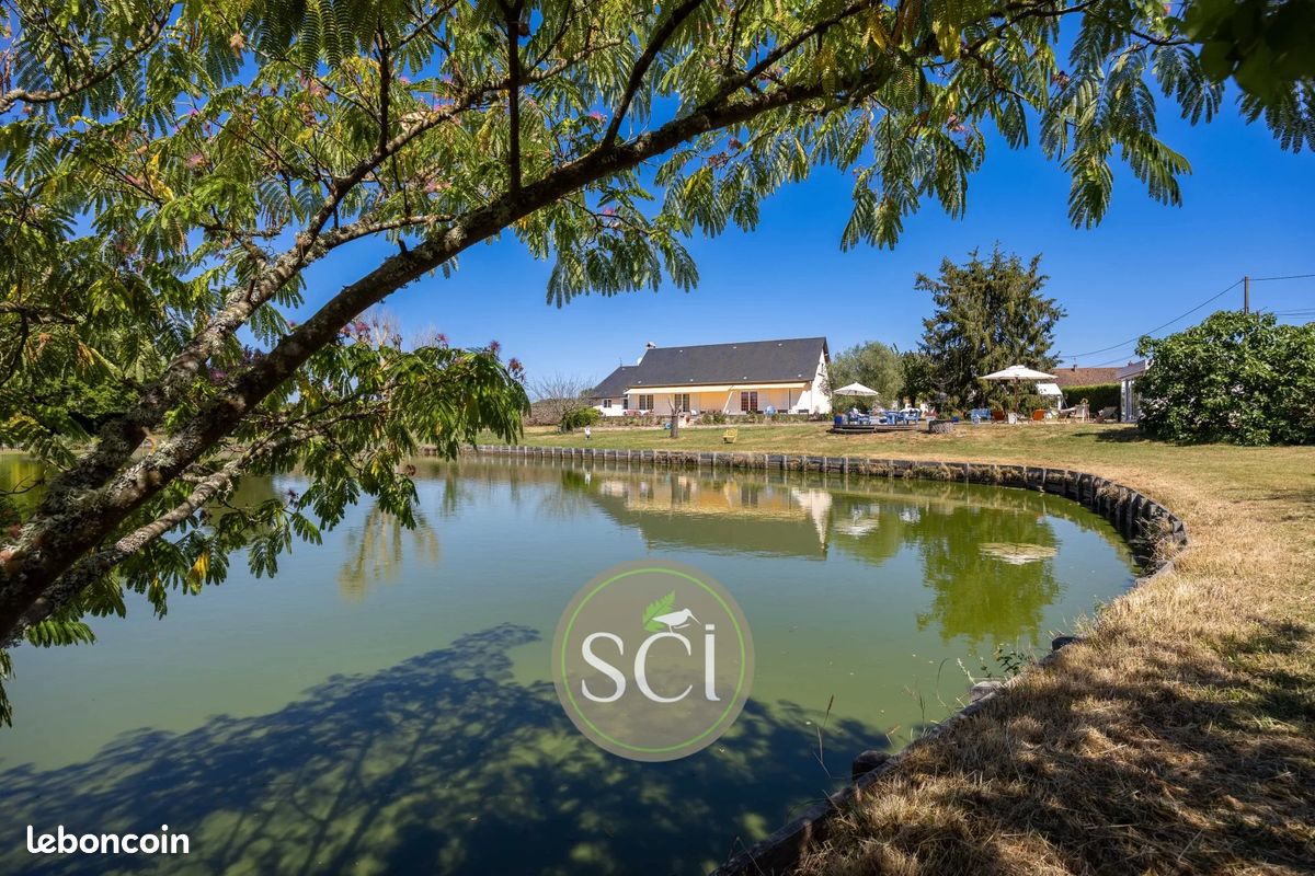 Maison 10 pièces 268 m² · à Gy-en-Sologne · 268 m² · 583 000 €