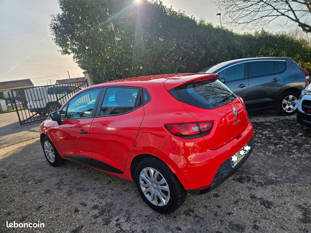 RENAULT Clio IV 1.5 dCi FAP eco2 75 cv ( 173 000 km ) (image 3)