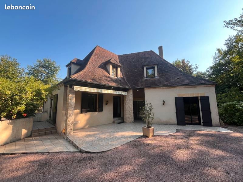Maison 6 pièces 155 m² · à Champcevinel · 155 m² · 296 520 €