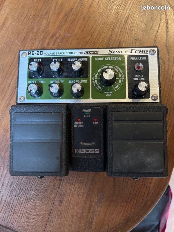 Boss re 20 Space écho (image 1)