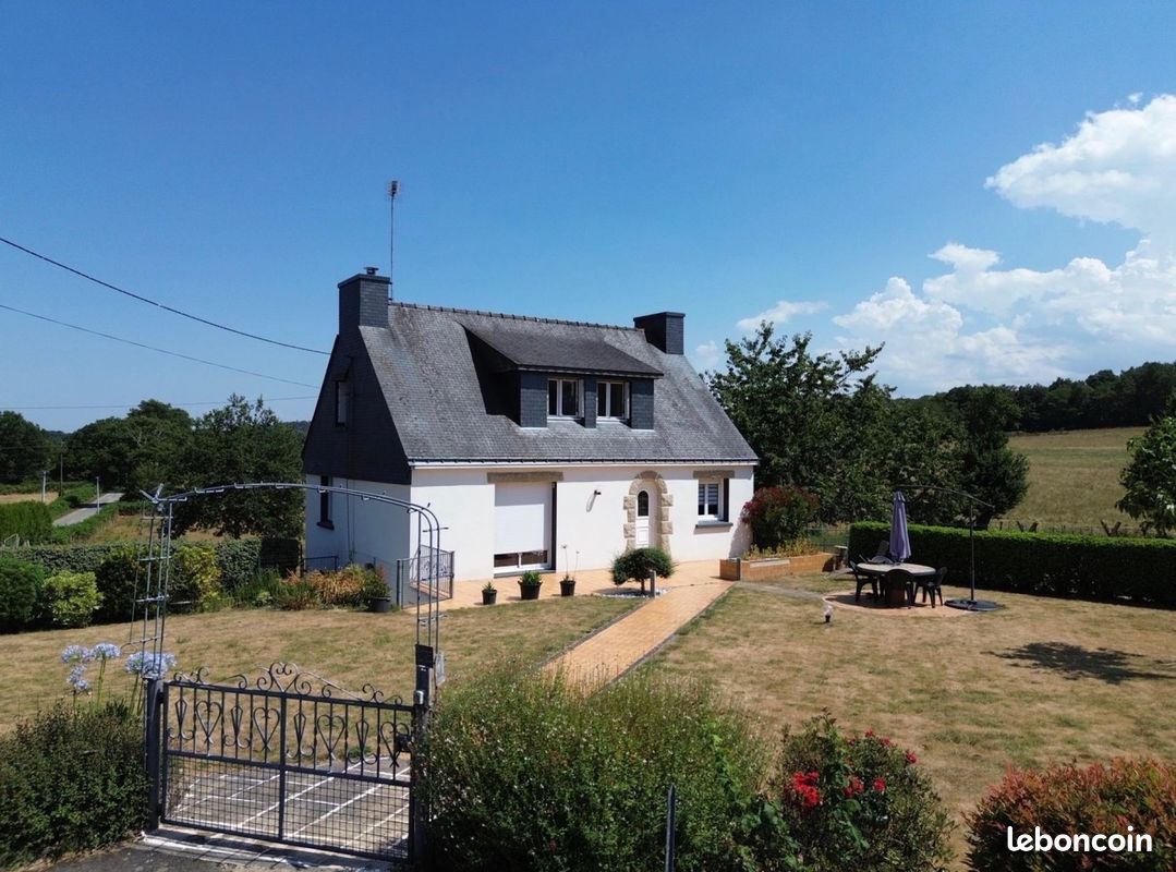 Maison 5 pièces 118 m² · à Molac · 118 m² · 239 500 €