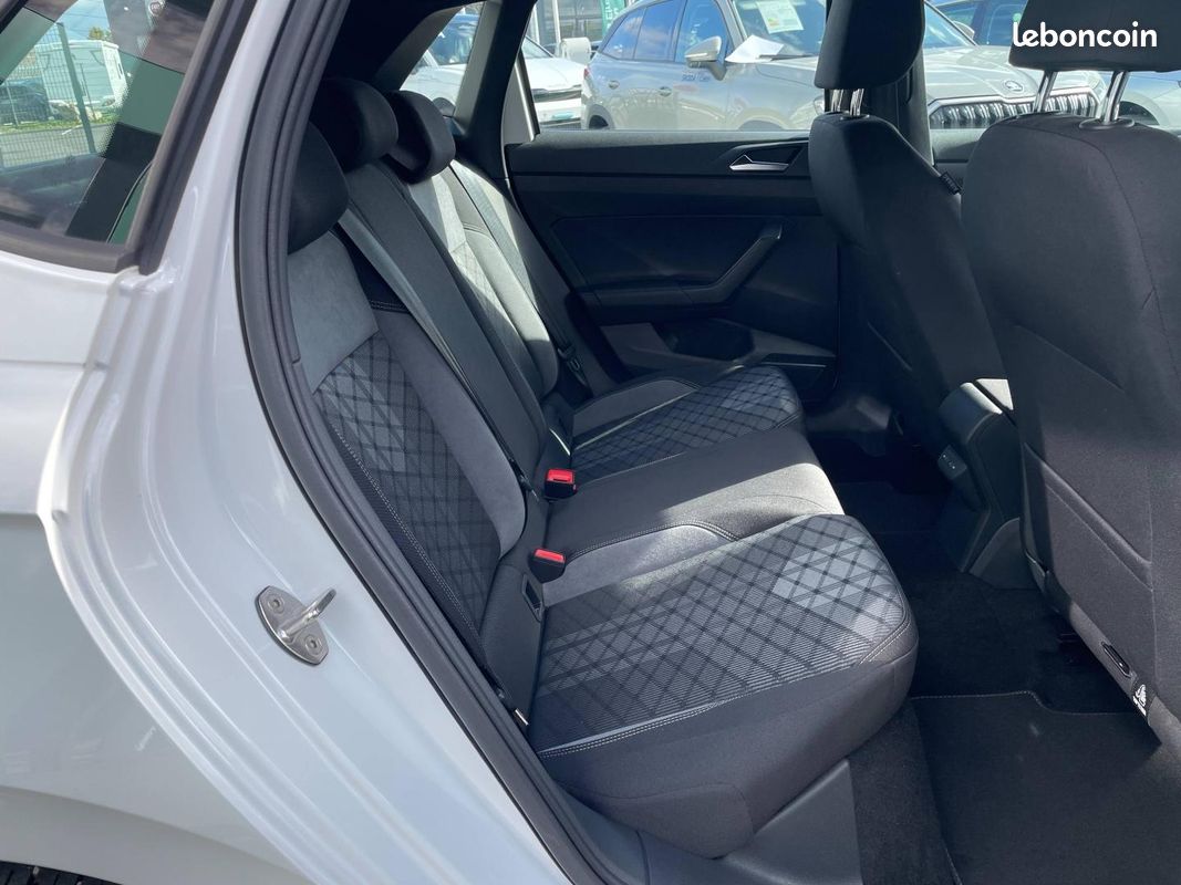 Volkswagen Polo 1.0 TSI 110ch R-Line DSG7 (image 7)