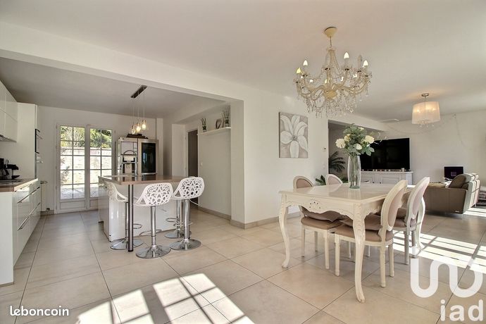 Maison 6 pièces 139 m²