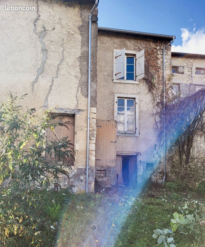 Maison 4 pièces 90 m² · à Thionville · 90 m² · 50 000 €