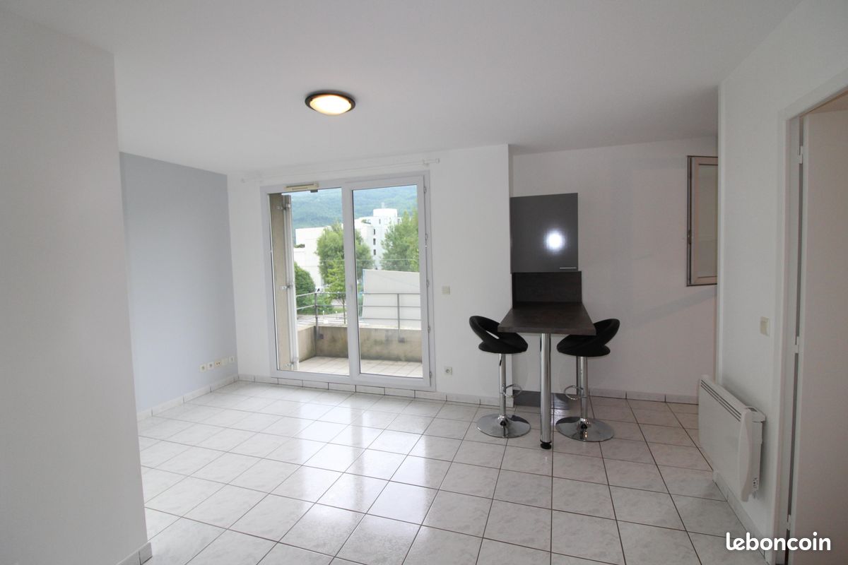 Appartement 2 pièces 36 m² · à Seyssinet-Pariset · 36,3 m² · 642 €/mois