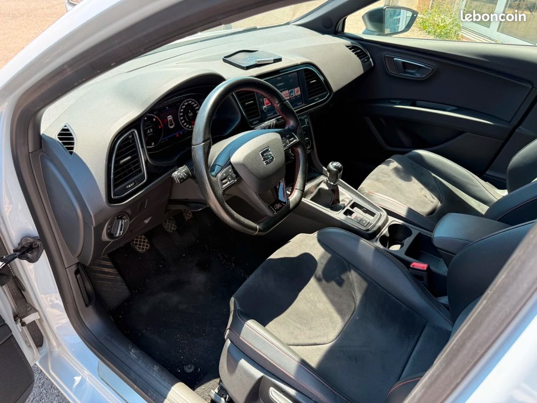 SEAT LEON 2.0 TDI 150 Start/Stop BVM6 FR / CAMERA / CARPLAY / SIEGE FR (image 9)